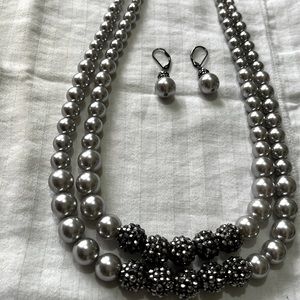 Necklace and earrings set